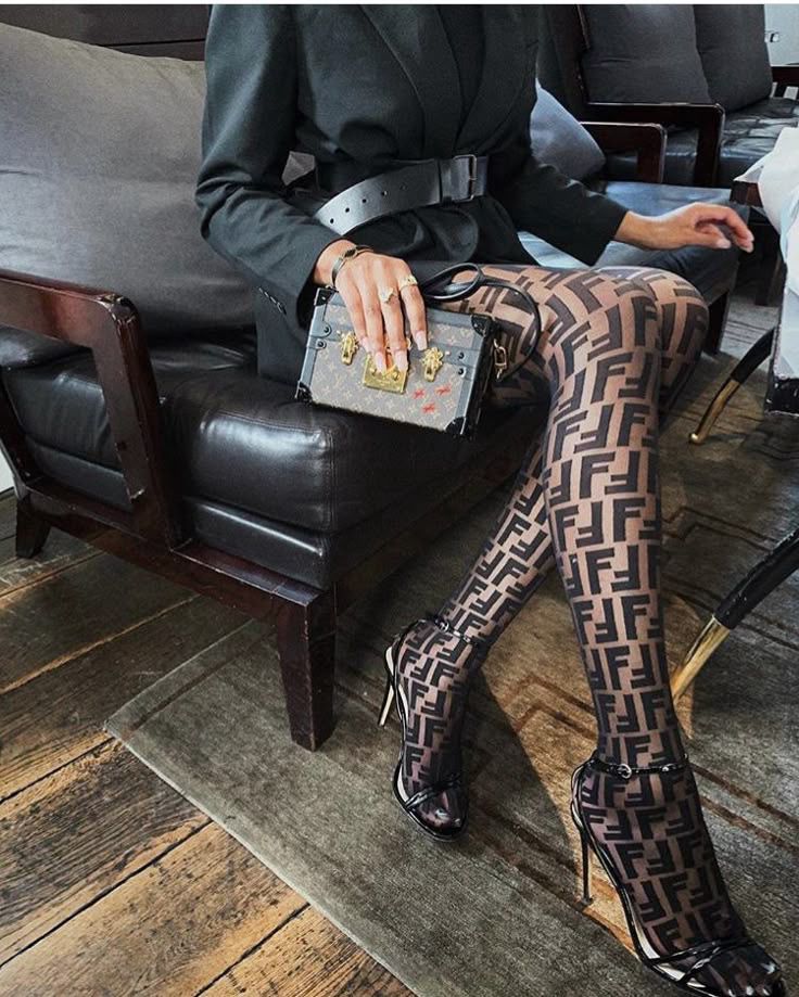 MEDIAS FENDI